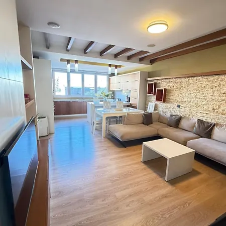 Apartment Old Town Center 3